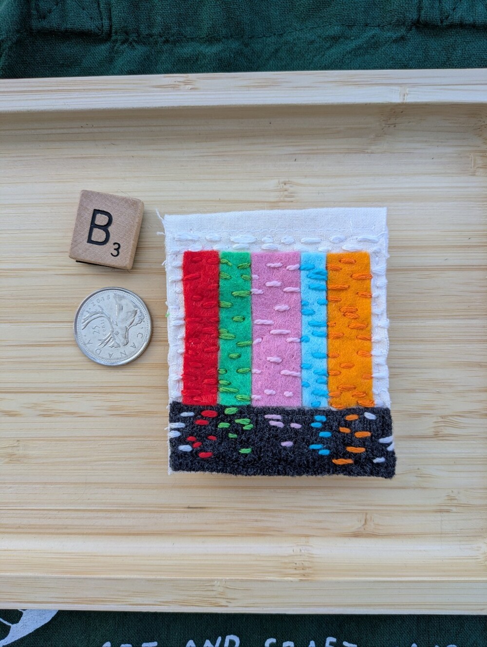 Embroidered Bookshelf Pin Patch - ACOTAR - Picture 6 of 8